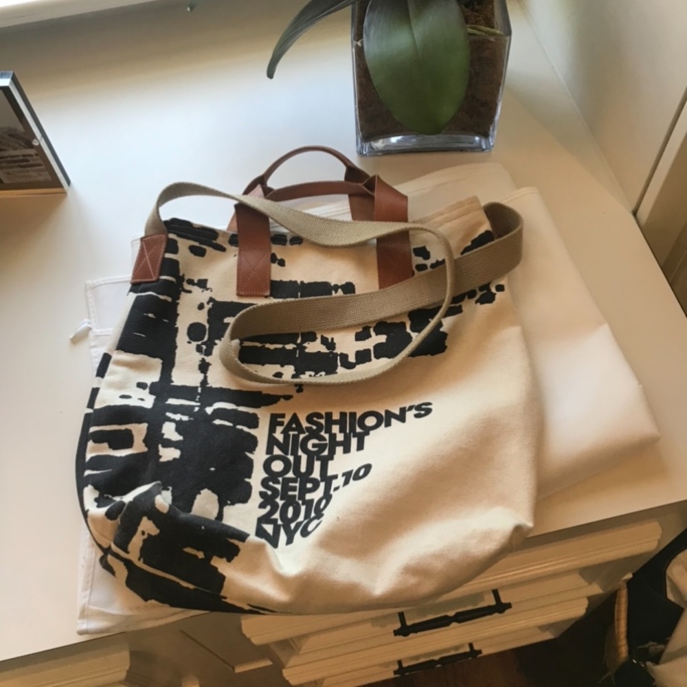 Brahmin NY Fashion Week tote bag